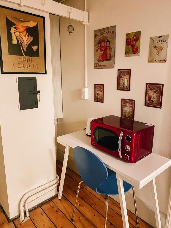 CityLodge St Gallen - 2 min to Marktplatz - Resim 32