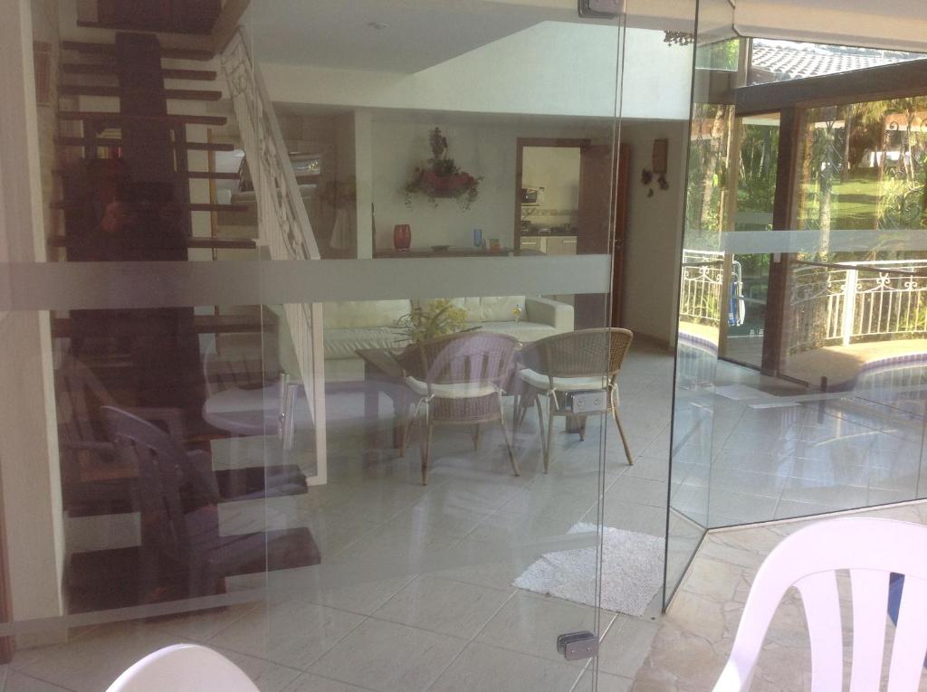  Linda casa em Ilhabela
