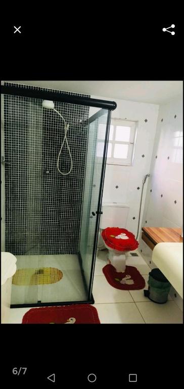  Casa com ótima localização próxima a praia grande.