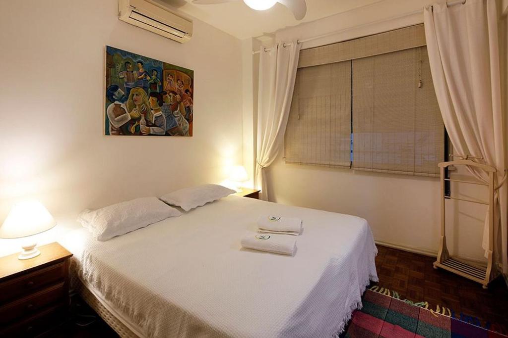  Estiloso 3 quartos para 6 pessoas no posto 5 em Copacabana!