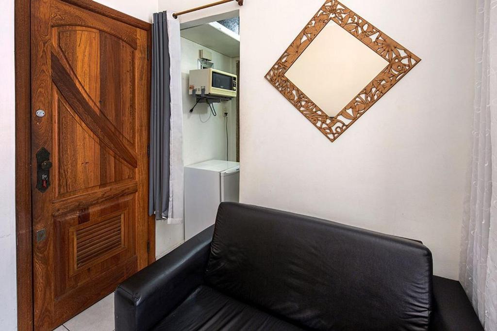  Studio simples e economico no posto 4 em Copacabana!