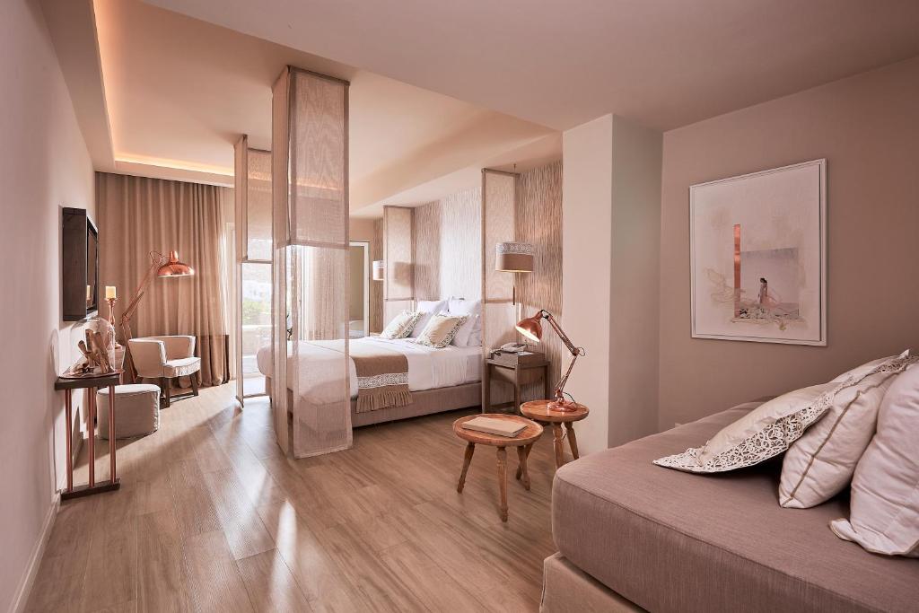 Palladium Hotel - 