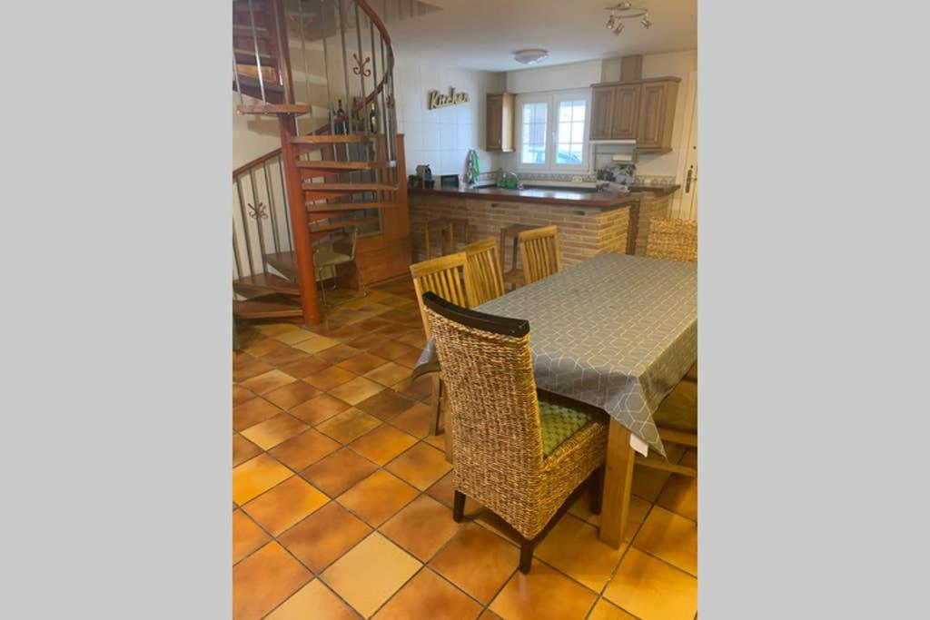 reservar hotel en Miranda de Arga