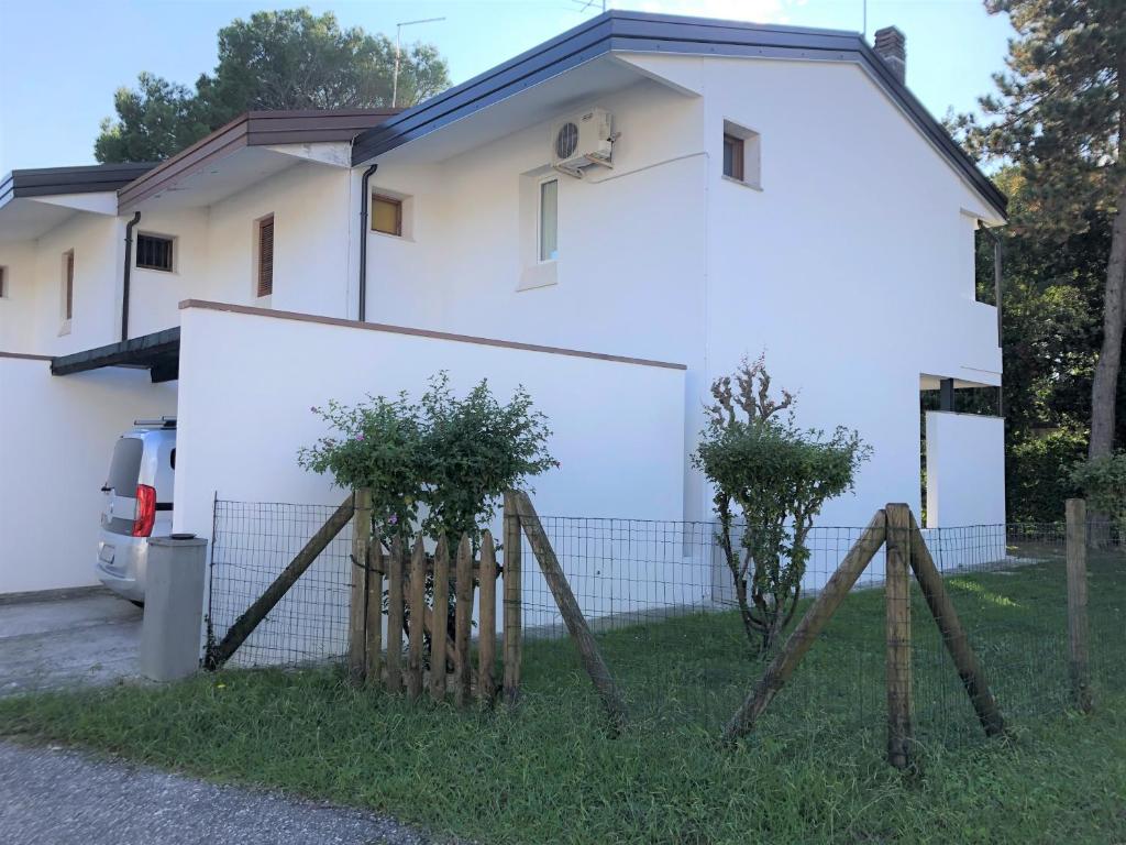 The building in which A villát is located