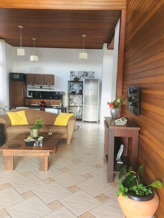  Confortável casa na Lagoa
