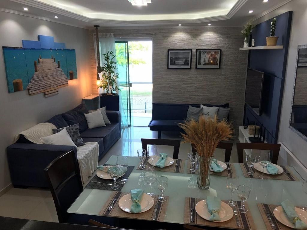  Apartamento com Clube e Vista para o Lago