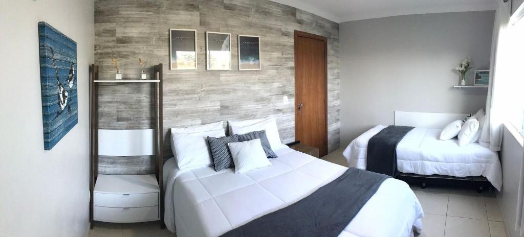  Apartamento com Clube e Vista para o Lago