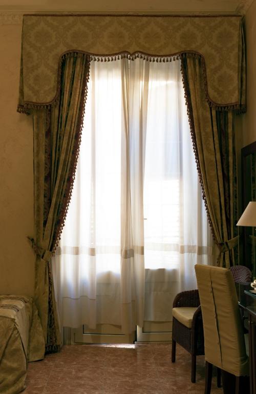 Hotel Joli - Resim 22