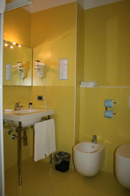 Hotel Residence Ristorante Ramandolo - Triple Room