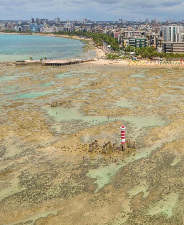  Apartamento NOVO Beira Mar JTR