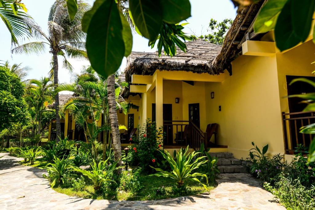 Vườn quanh White Sand Resort Mui Ne