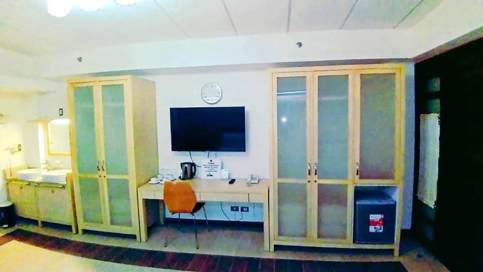 Trace Suites by SMS Hospitalityにあるベッド