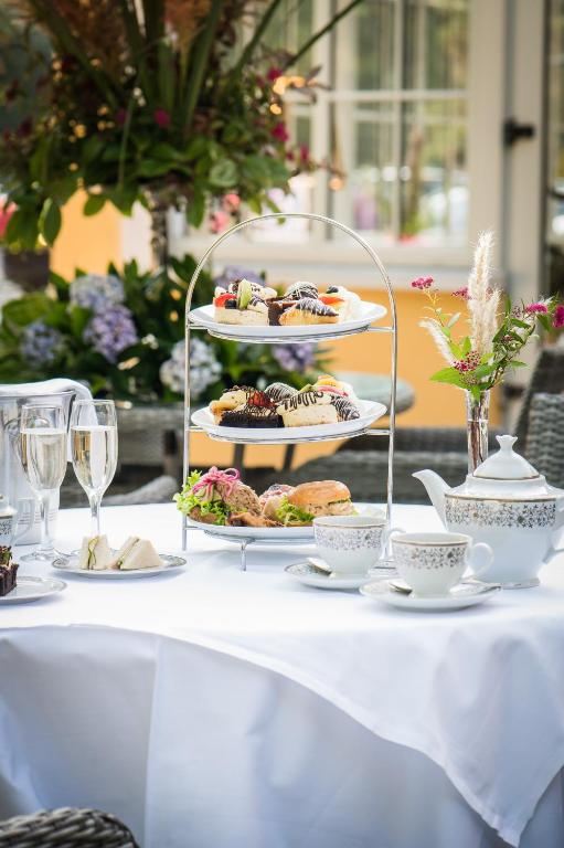 Cork's Vienna Woods Hotel & Villas - Resim 12