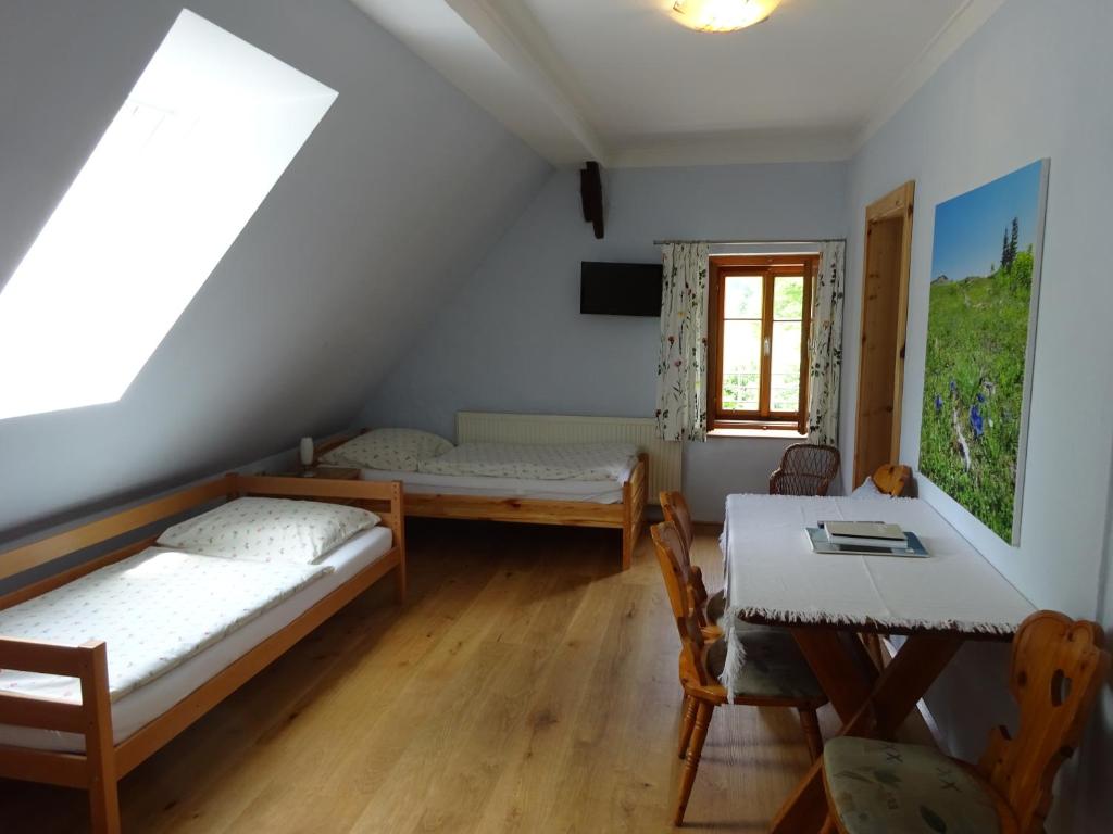 Postel nebo postele na pokoji v ubytování Gasthof Eschau