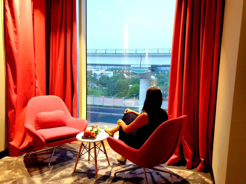 Posezení v ubytování FORTUNE ATRIUM HOTEL