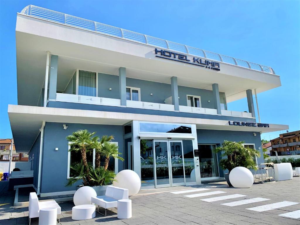 Budova, kde se hotel nachází