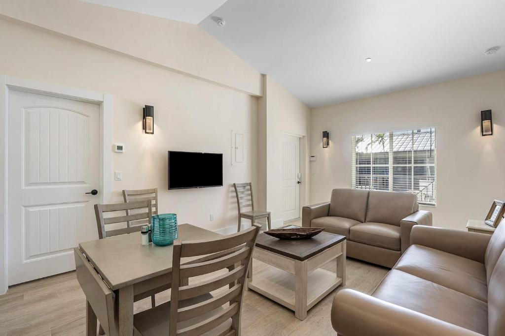 Bermuda Bungalows (Tropical Island Getaway) - Bungalow Met Twee Slaapkamers
