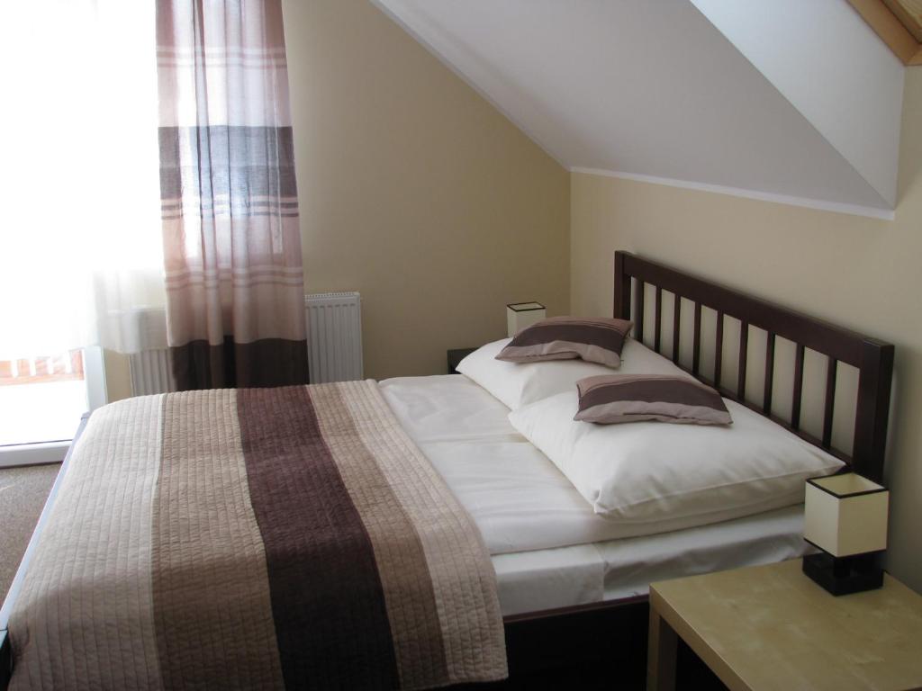 Krzywy Domek w Ostrowie Morza Brzeg - 13