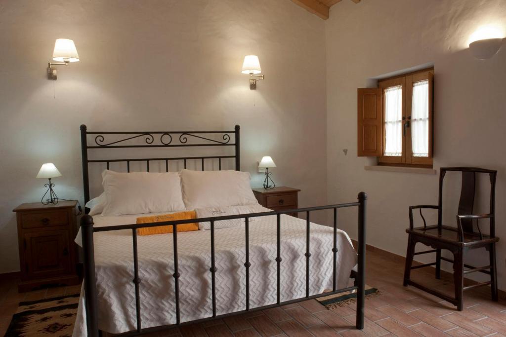 Postel nebo postele na pokoji v ubytování Quinta do Chocalhinho Agroturismo & SPA