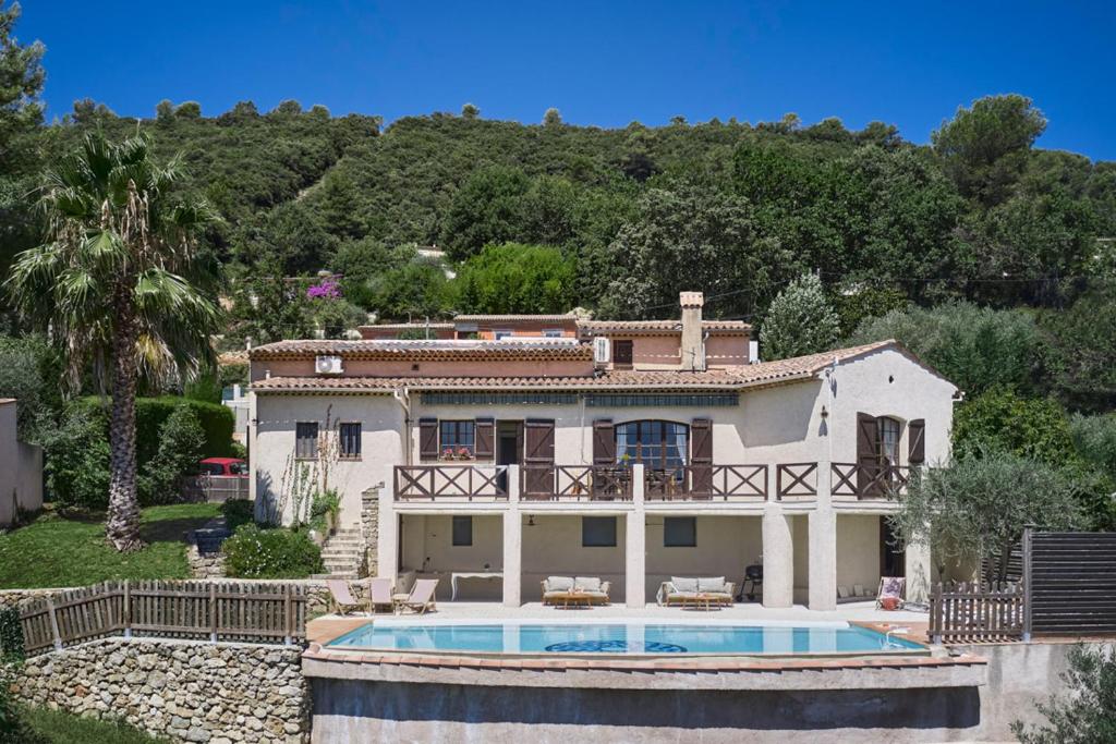 Πισίνα στο ή κοντά στο Sunlight Properties - Villa Olea - 5 bedrooms with pool
