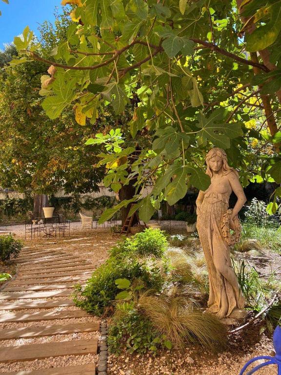 L'Abeille - Boutique Apartments - Resim 15