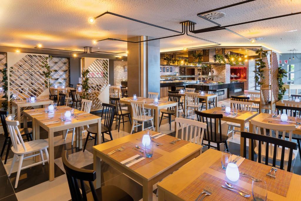 Restaurace v ubytování Hotel Riu Buenavista - All Inclusive