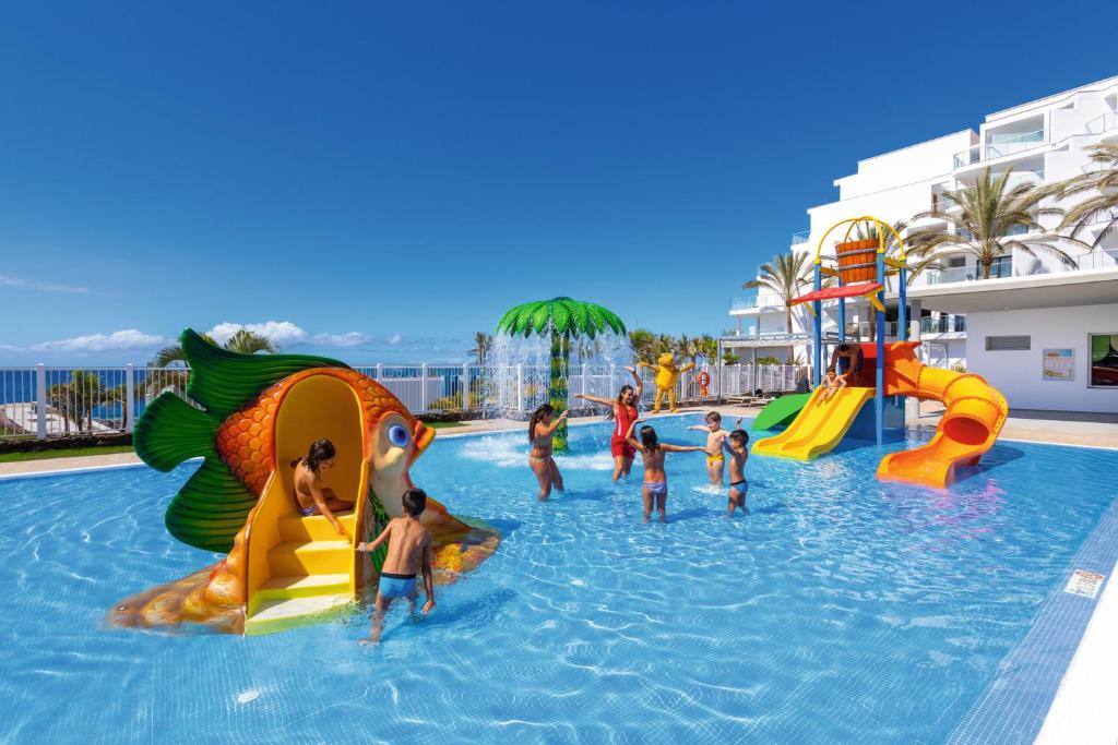 Booking.com: Hotel Riu Buenavista - All Inclusive , Adeje ...