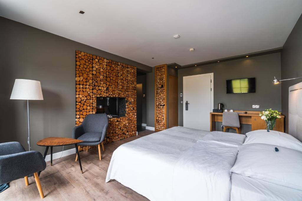 TV a/nebo společenská místnost v ubytování Caryńska Resort & SPA