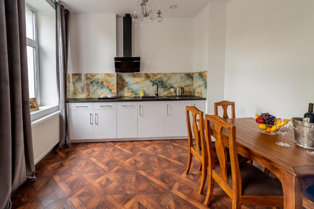 Kamienica Zamenhofa - Apartamenty na wynajem - Resim 33