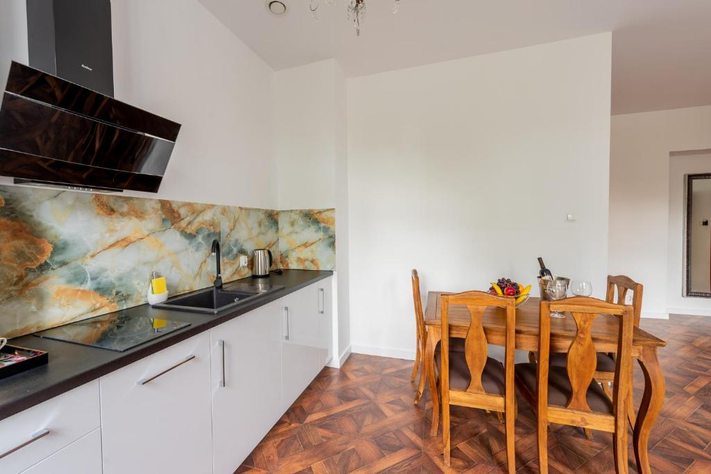 Kamienica Zamenhofa - Apartamenty na wynajem - Resim 35