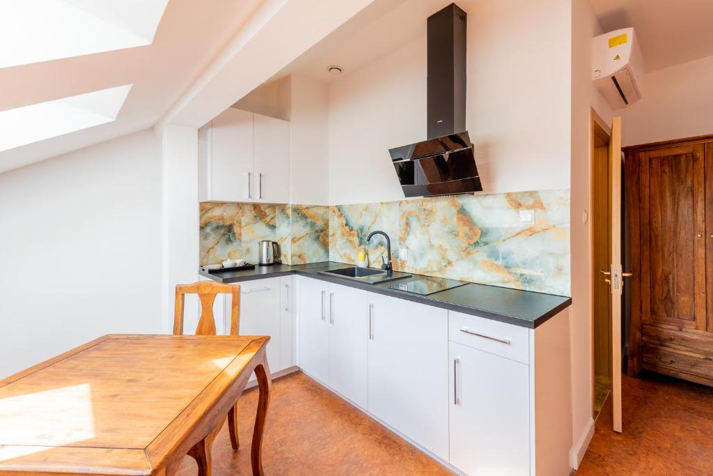 Kamienica Zamenhofa - Apartamenty na wynajem - Resim 9