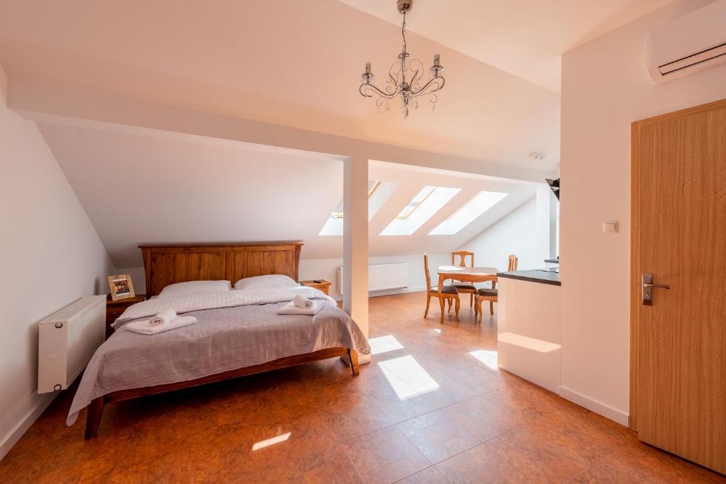 Kamienica Zamenhofa - Apartamenty na wynajem - Resim 3