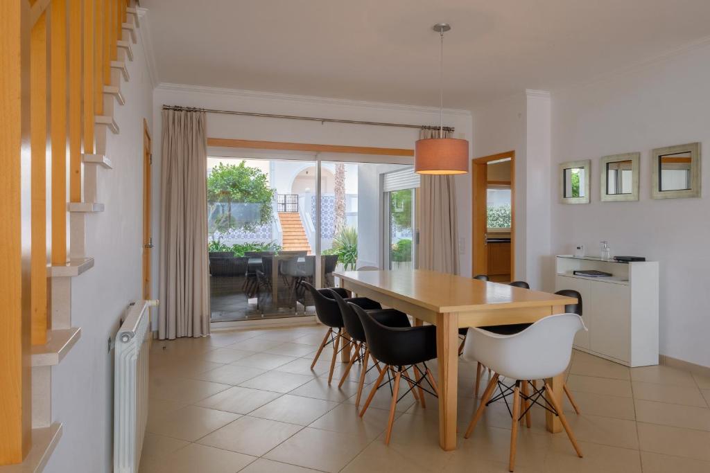 Gallery image of Townhouse T4 Vista Mar in Óbidos