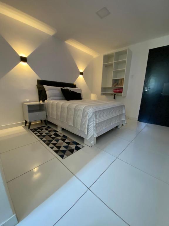  Flat Bugayalê