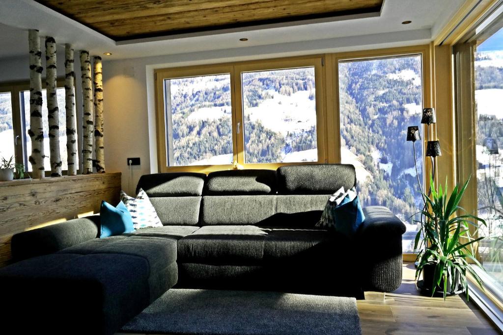 Część wypoczynkowa w obiekcie Nature luxury Chalet INSToul