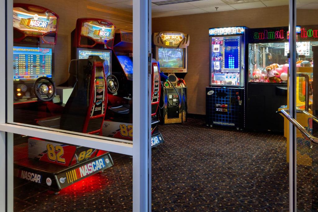 Crowne Plaza Minneapolis West by IHG photo