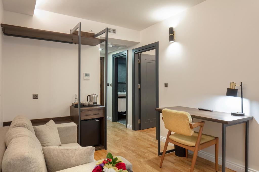 رزرو هتل، The Rooms Nisantasi