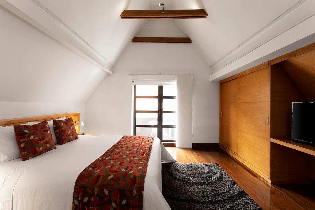 Hotel bh La Quintaにあるベッド