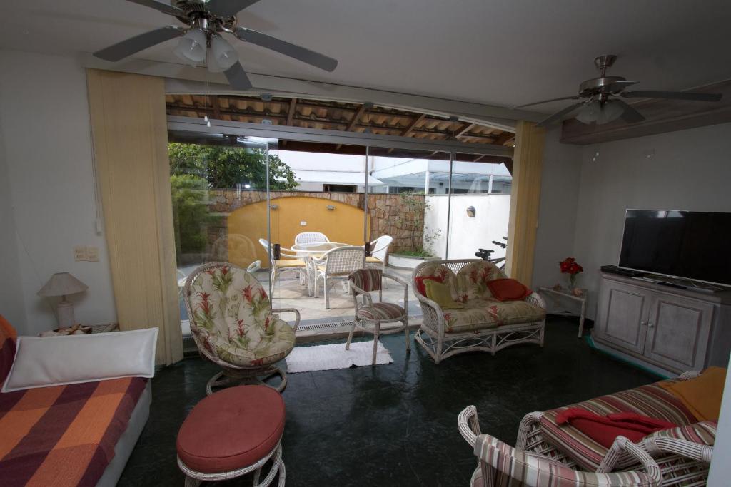  Linda Casa Pé na Areia