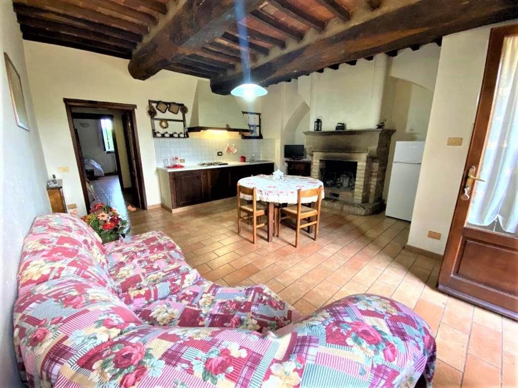 Agriturismo Comparone Casavecchia - 经典三人间