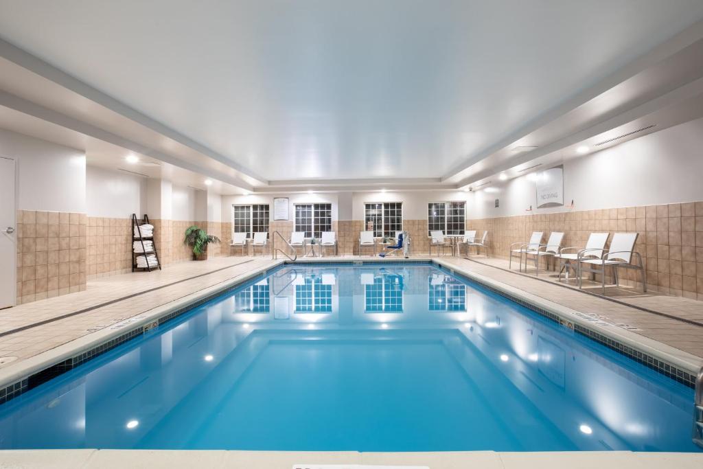 Staybridge Suites Denver International Airport by IHG photo