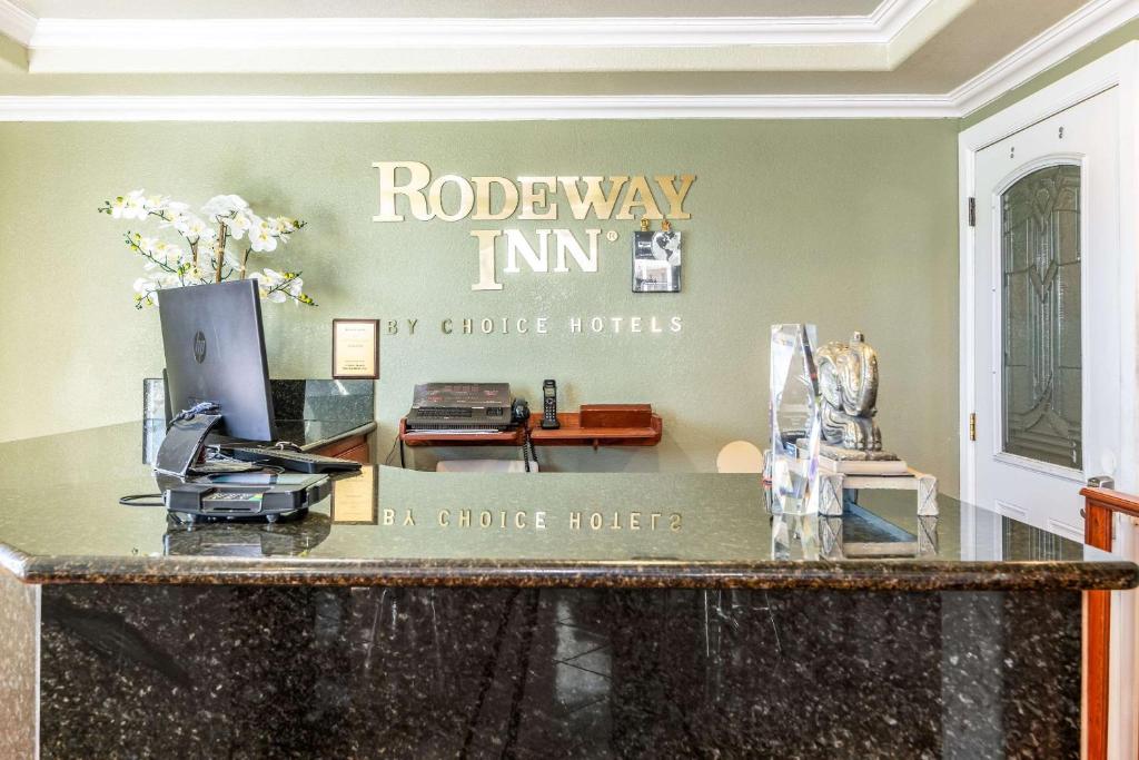 Fotografie z fotogalerie ubytování Rodeway Inn On Historic Route 66 v destinaci Barstow