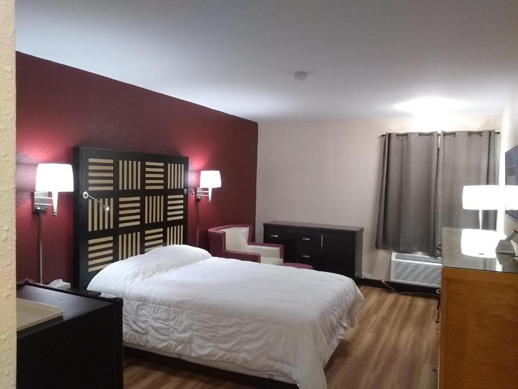 Red Crown Inn - Chambre Double De Luxe