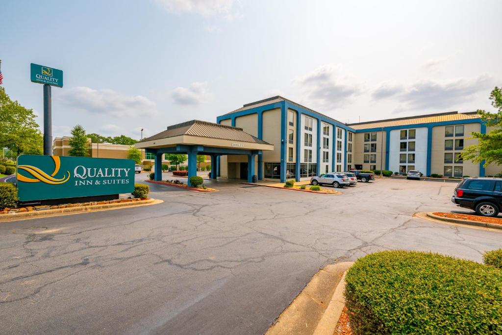 Quality Inn & Suites North Little Rock