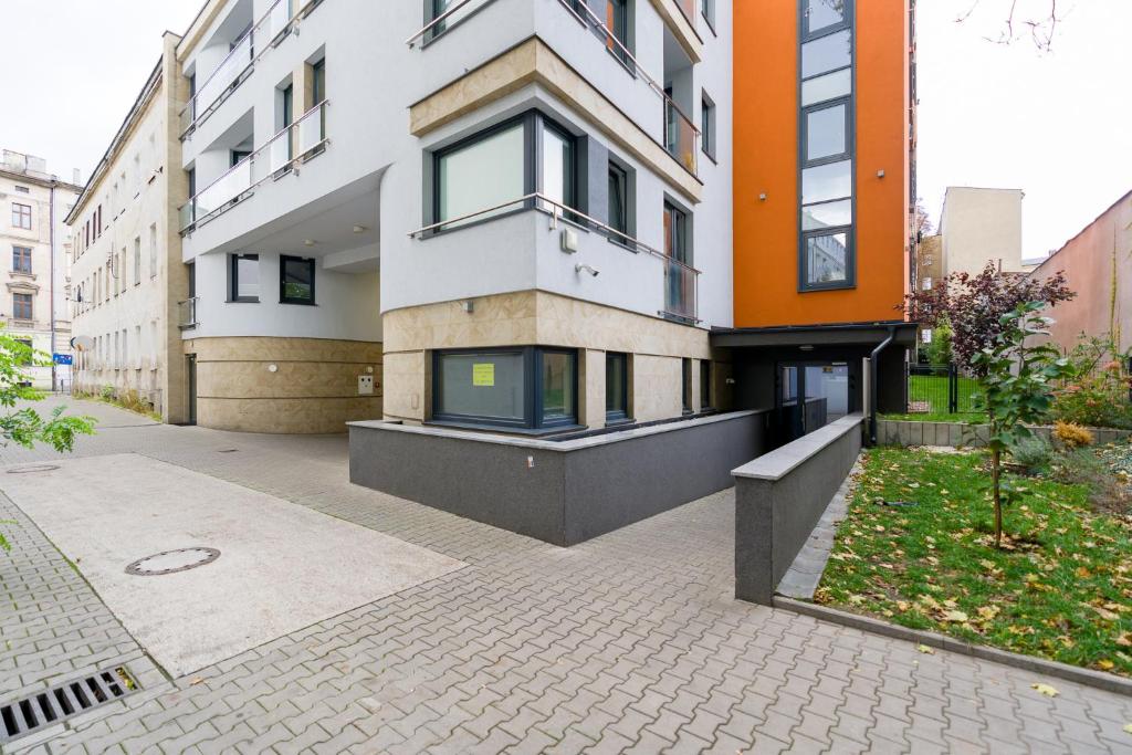 Budova, v ktorej sa apartmán nachádza
