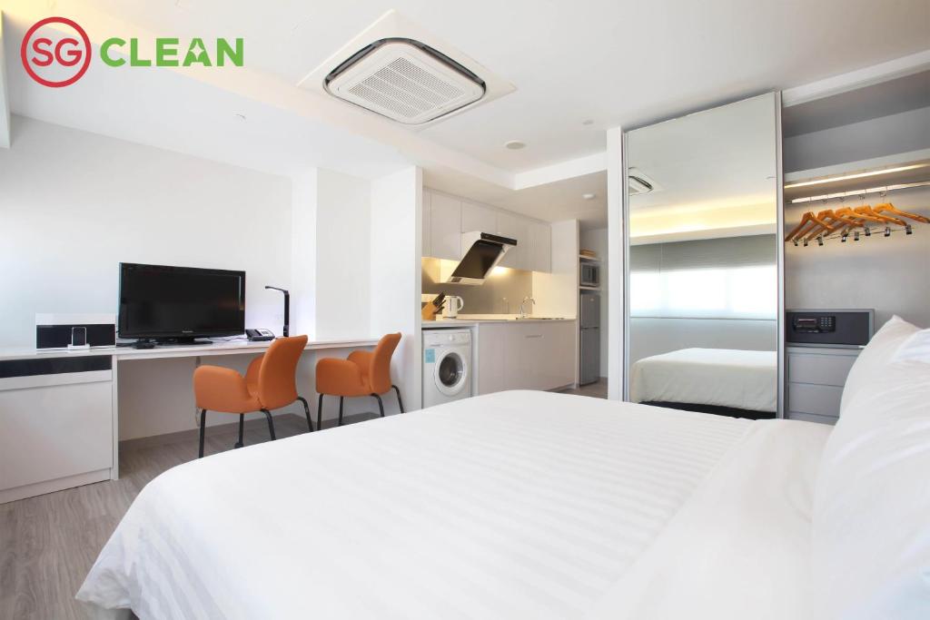 Wilby Central Serviced Apartments - Deluxe Studio