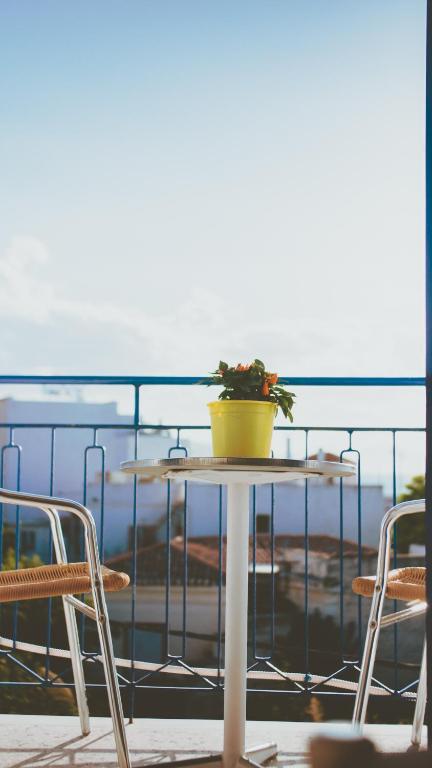 Balkón nebo terasa v ubytování Aphrodite Art Hotel Aegina