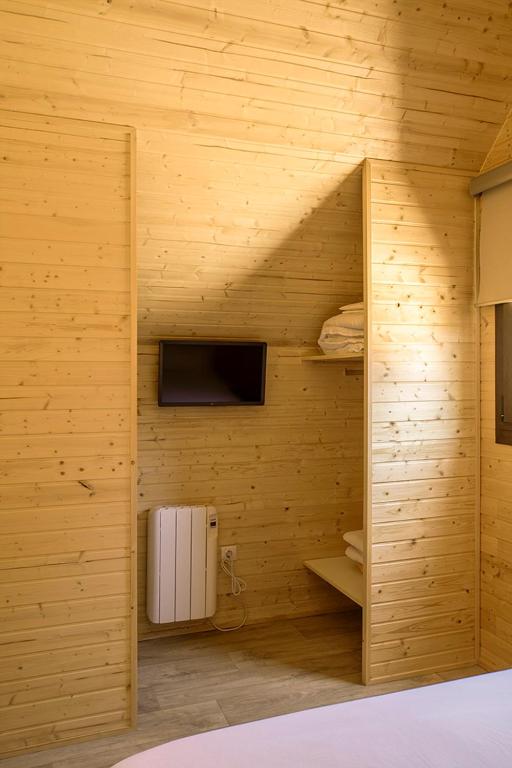 TV a/nebo společenská místnost v ubytování El Arrebol Comfort Camp