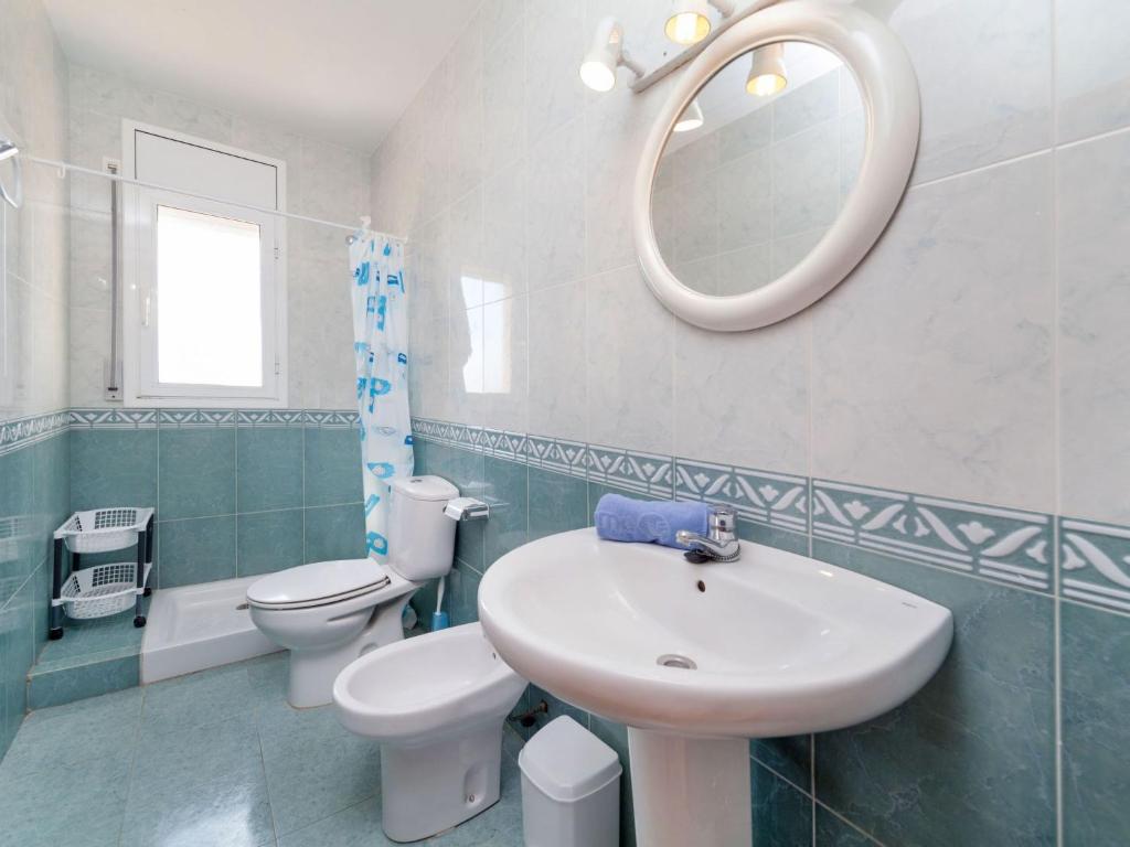 Kúpeľňa v ubytovaní Villa Villa Cala Llenya by Interhome