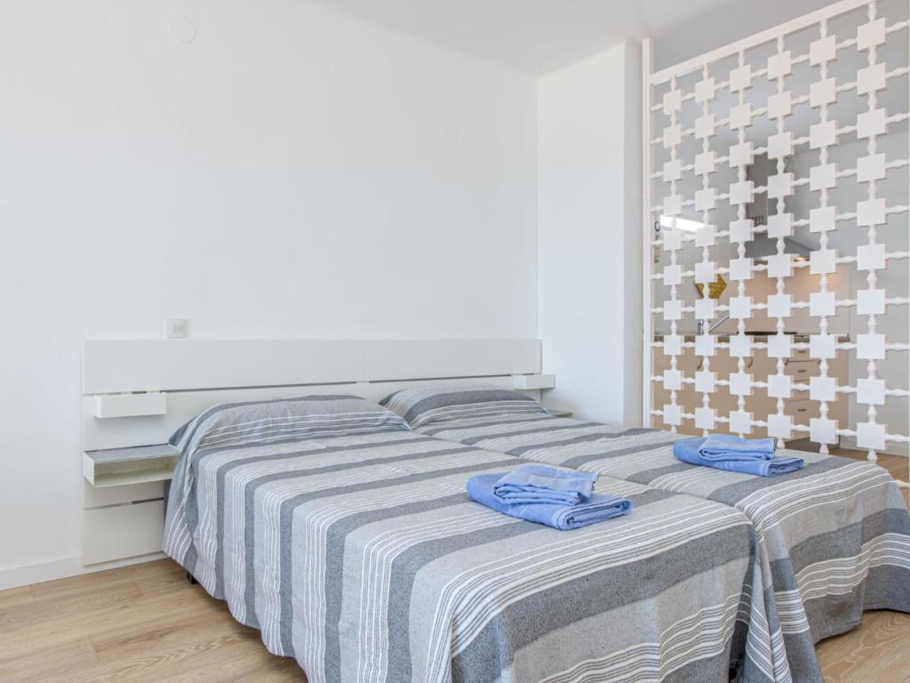 Postel nebo postele na pokoji v ubytování Apartment Bahia I by Interhome